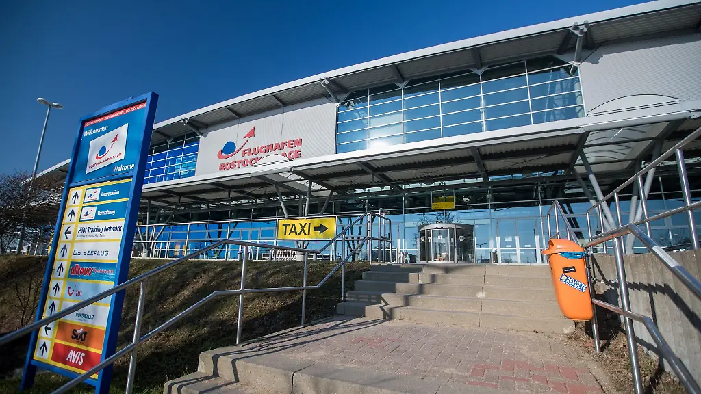 Der-Flughafen-Rostock-Laage-soll-nach-Auffassung-von-Tourismusexperten-mehr-internationale-Gaeste-nach-MV-locken