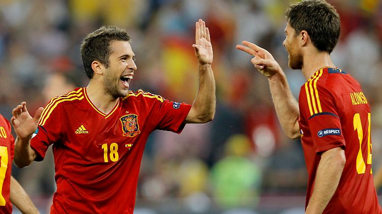 Spanien "spielte großartigen Fußball und ließ Frankreich nicht einmal am Ball riechen".