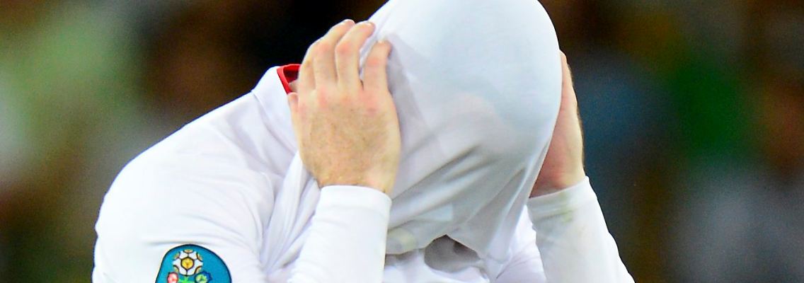 Wayne Rooney nach einem verschossenen Elfmeter gegen Italien 2012.