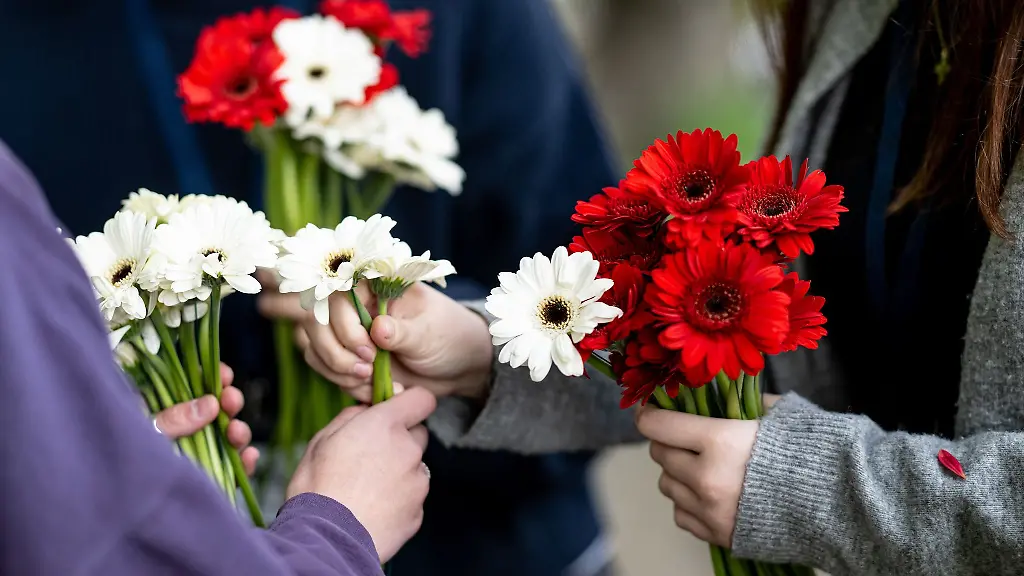 Der-kleine-Cetin-Mert-ertrank-1975-in-der-Spree-an-der-Sektorengrenze-daran-erinnerte-kuerzlich-ein-Gedenkakt-und-daran-erinnert-auch-der-Regierende-Buergermeister-Kai-Wegner