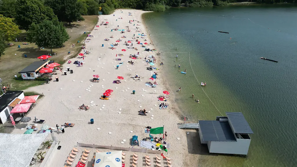 Temperaturen-bis-36-Grad-sind-perfekt-fuer-einen-Tag-am-See-auch-in-der-Nacht-bleibt-es-sehr-warm