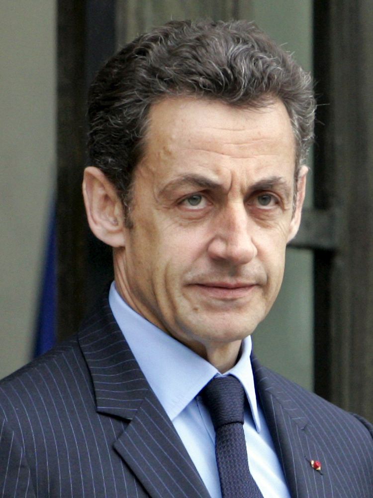 Ein Expertenausschuss der Regierung hatte doppelt so viel Steuer gefordert. Sarkozy legte 17 Euro pro Tonne CO2 fest.