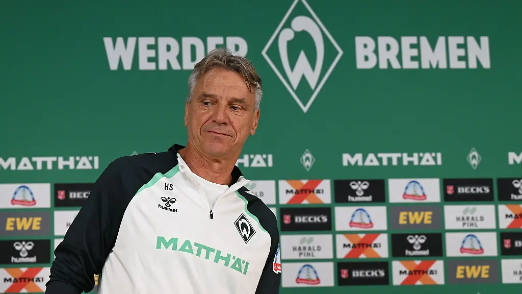 Nicht-gluecklich-mit-der-Torausbeute-der-Vorbereitung-Werder-Trainer-Horst-Steffen