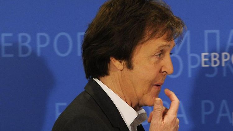 Paul McCartney intervenierte gegen eine grausame Tante Mimi.