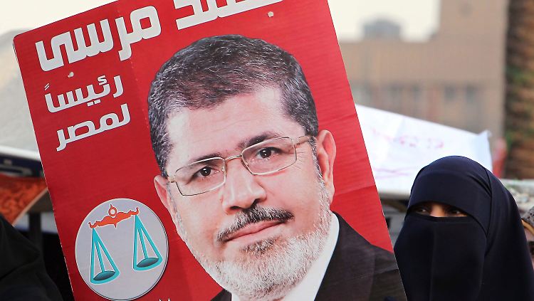 Mohammed Mursi bekennt sich zur Einhaltung aller internationalen Verträge.