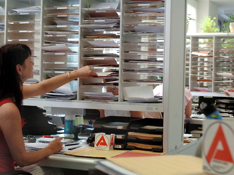 Allein im Bereich der Arbeitslosenversicherung gilt es, 22,2 Millionen Akten zu digitalisieren.