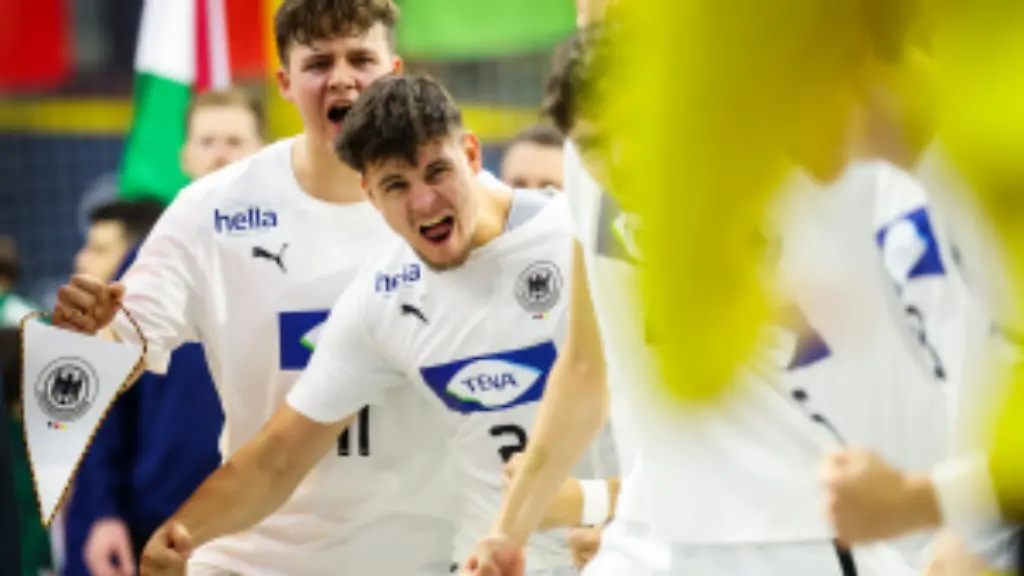 Die-deutschen-Handball-Junioren-feierten-einen-grossen-Sieg