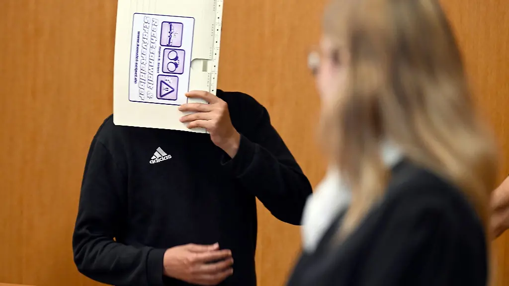 Als-mutmasslicher-Brandstifter-in-einer-Fluechtlingsunterkunft-in-der-Eifel-stand-ein-35-Jaehriger-in-Aachen-vor-Gericht