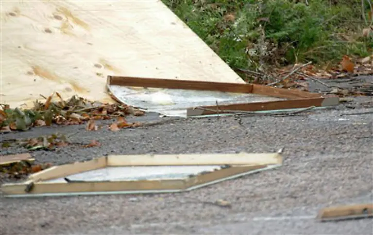 Die-Taeter-hatten-sie-zu-unvorsichtig-aus-den-Rahmen-gerissen