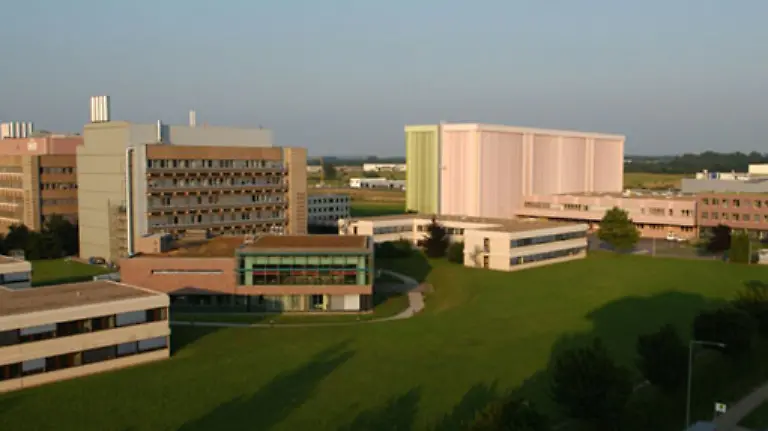 Gruenenthal-verpflichtete-sich-100-Millionen-Mark-an-eine-Stiftung-zu-zahlen-die-sich-um-die-Opfer-kuemmerte-Diese-Zahlung-loeste-aber-saemtliche-Ansprueche-ab