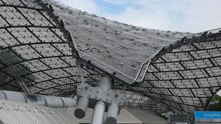 muenchen-stadion-dach