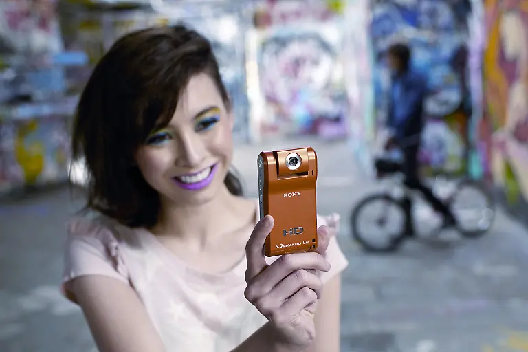 MHS-PM1-Lifestyle-01