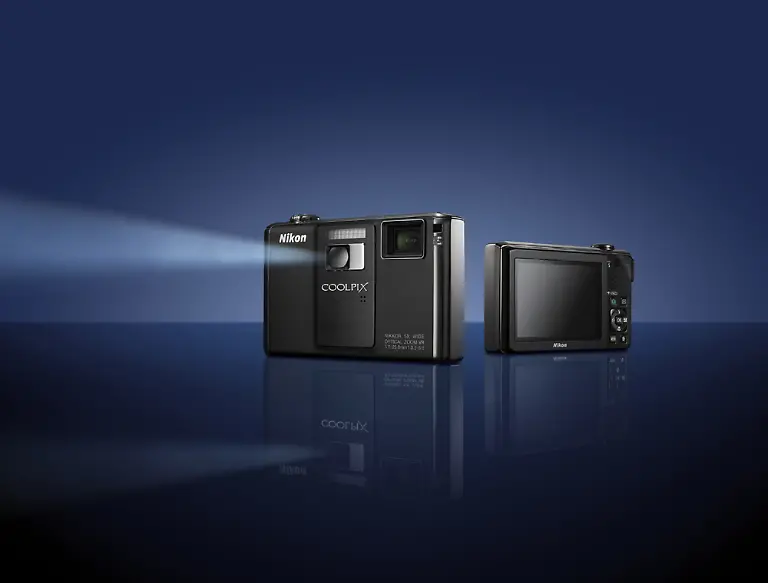 S1000pj-BK-ambience-3-rgb