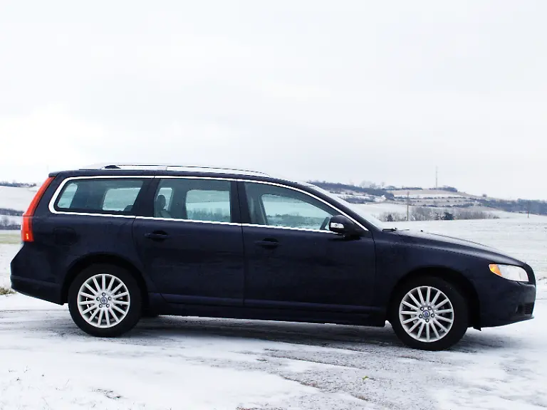 Volvo-V70-D5-2010-01-04-22-55-26