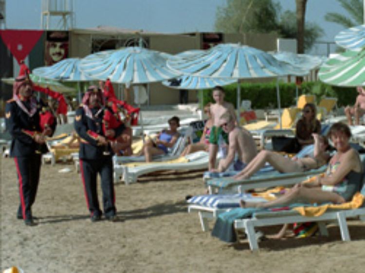 Traditionelle Musik für die Urlauber in Akaba.