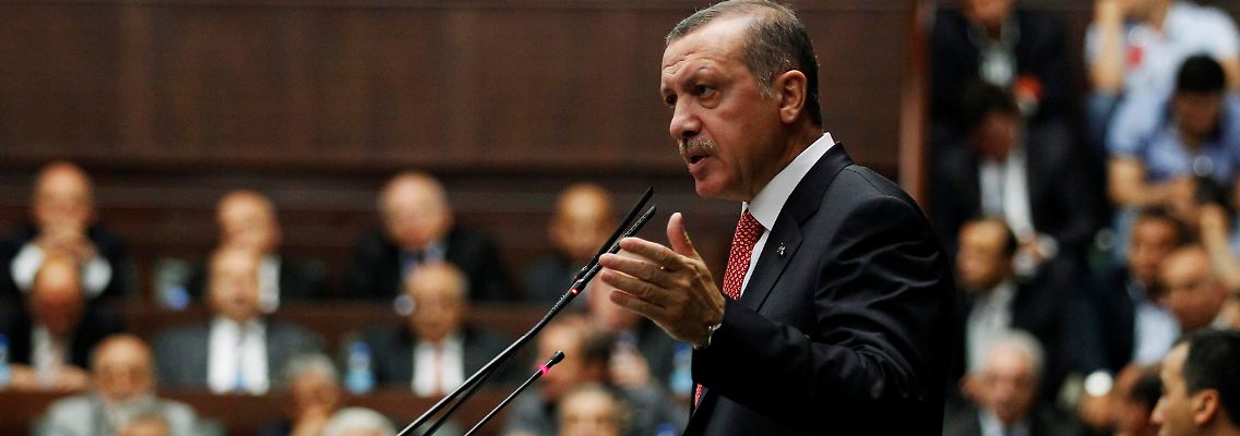 Recep Tayyip Erdogan lässt seine Rede auch bei Al-Dschasira übertragen.