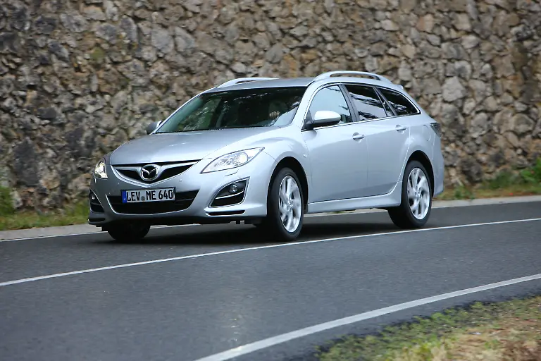 Mazda-6-Barcelona-04-05-2010-10-28-6