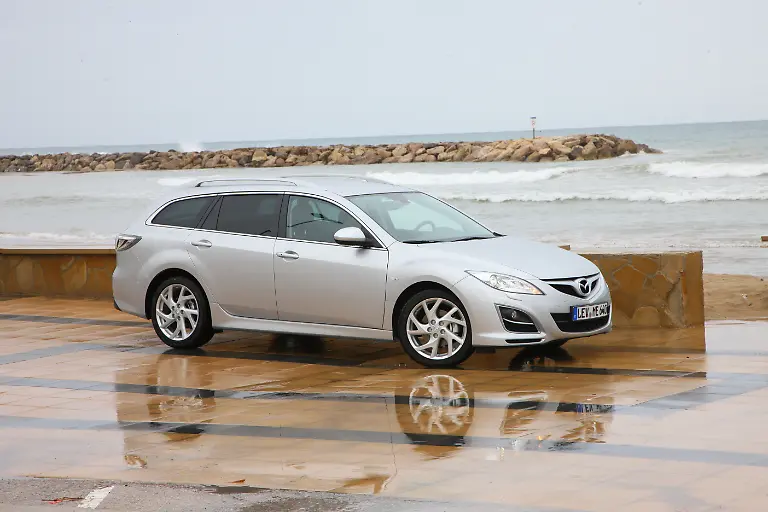 Mazda-6-Barcelona-04-05-2010-09-20-52