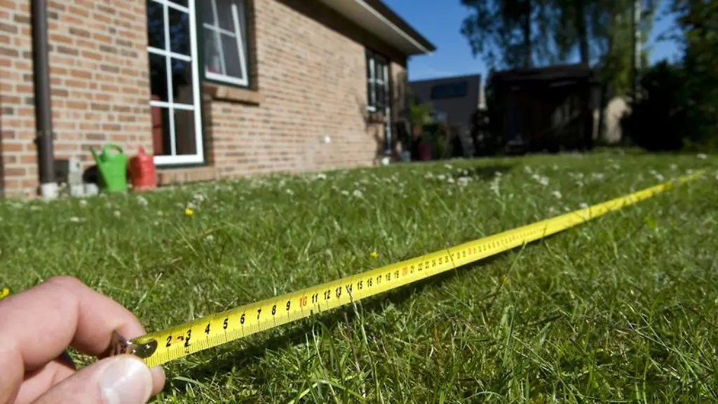 So-besser-nicht-Eine-Grundstuecksteilung-darf-in-vielen-Bundeslaendern-nur-vom-Amt-vorgenommen-werden