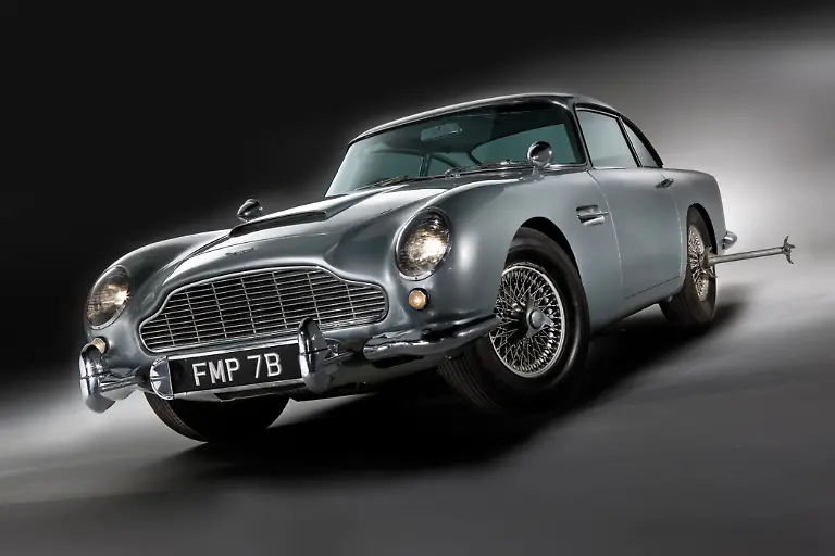 AstonFront19101002