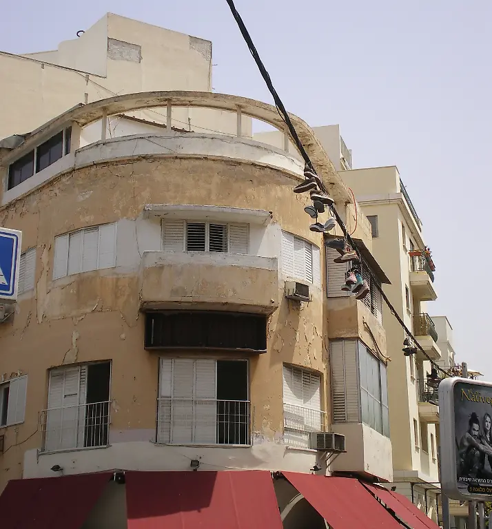 7-Bauhaus-Tel-Aviv-Samira