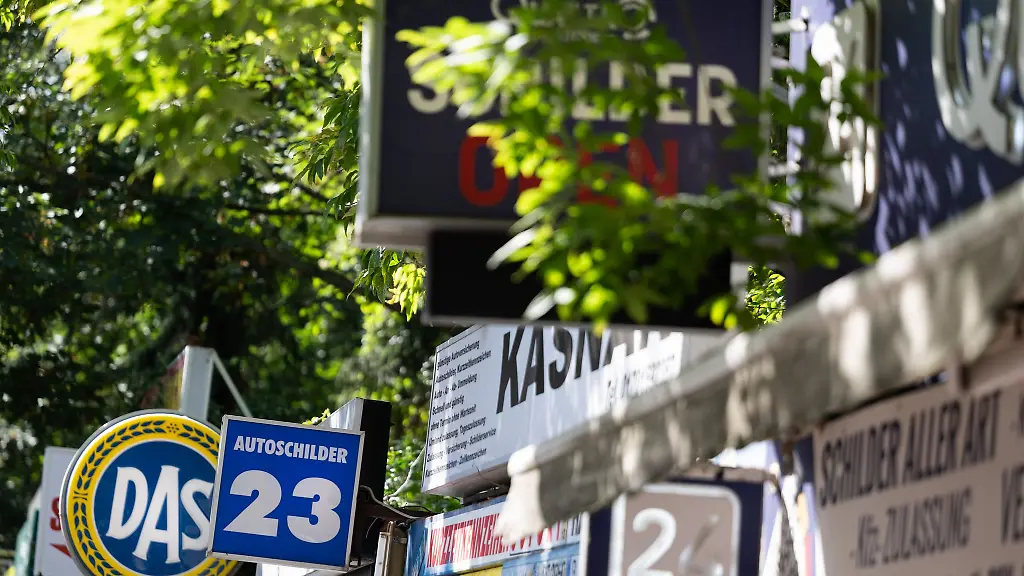 Mehrere-Buergermeister-von-Mittelstaedten-fordern-eigene-Autokennzeichen