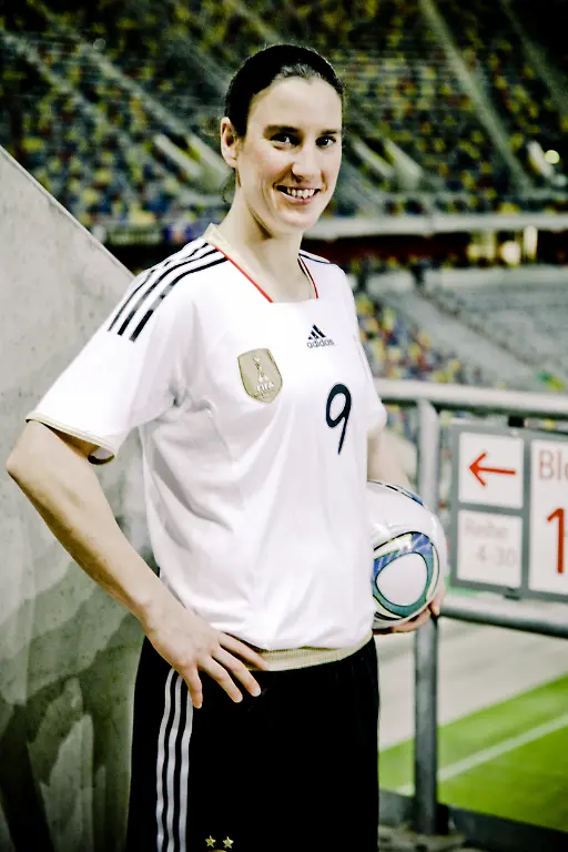 nicht-anderweitig-verwenden-Prinz-Birgit-Stadion2