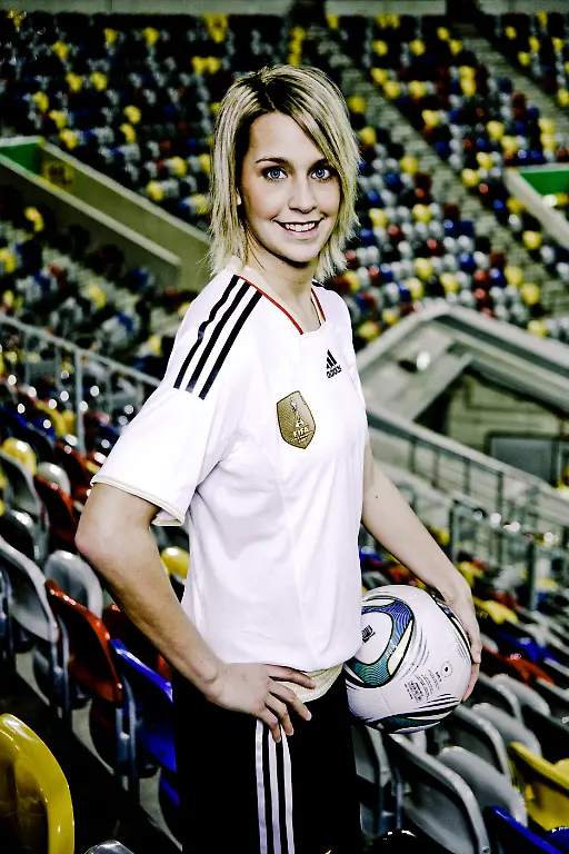 nicht-anderweitig-verwenden-Goessling-Lena-Stadion4