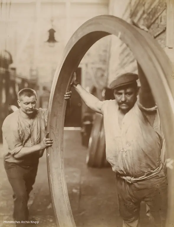 Radreifen-1899-Werksfotograf