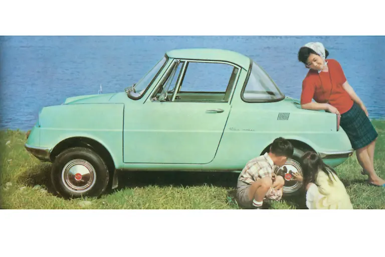 Mazda-R360-Coupe-1961-Quelleautodrom