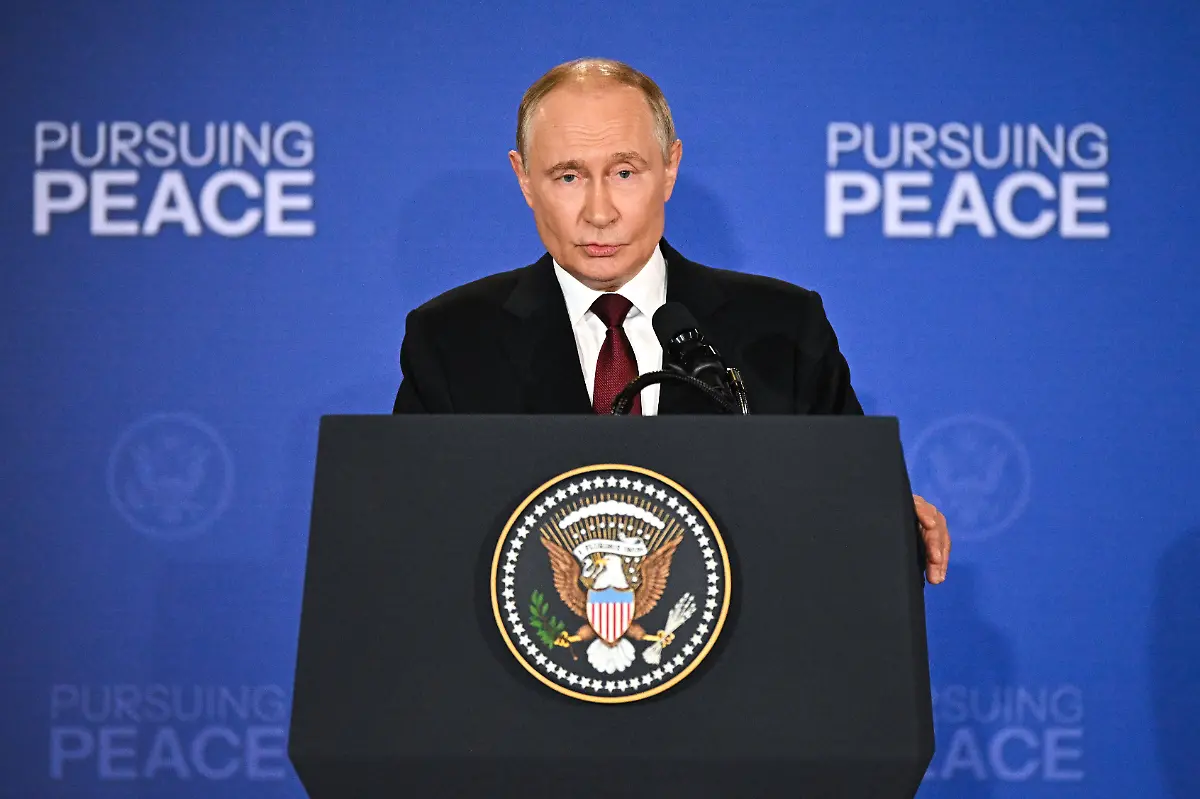 63b2718e2ba8bb32bc75dbc843f96e22