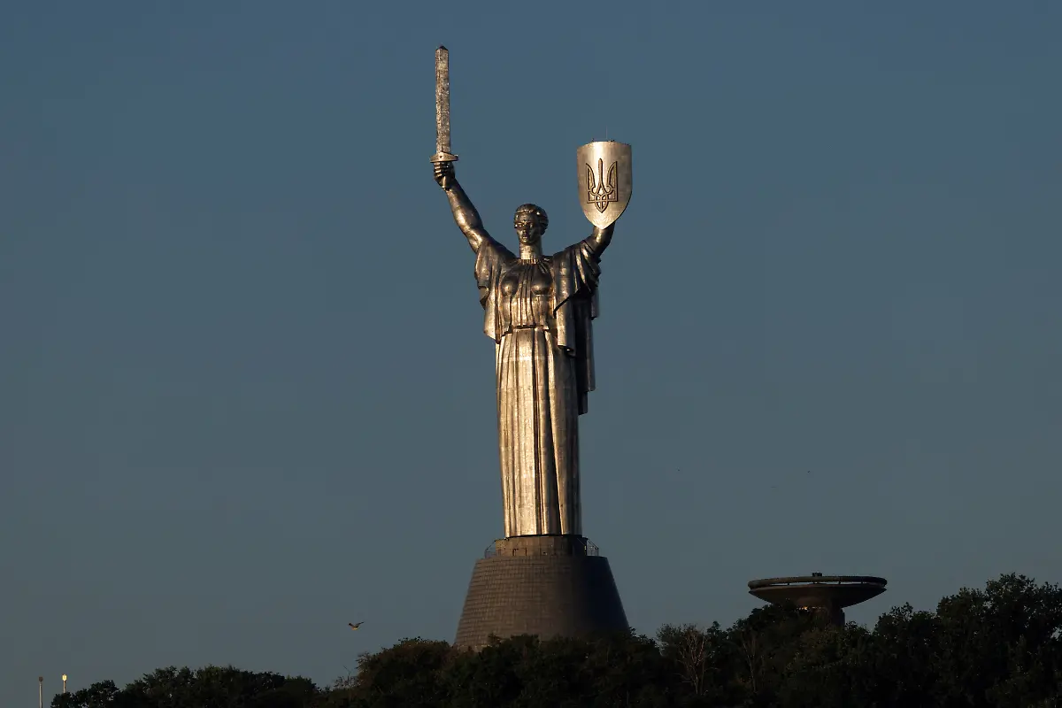 3bf4b5855dc3d7d385d87e86379ca830