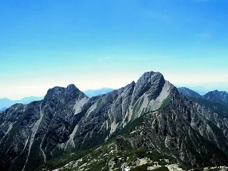 Mount-Yu-Shan-Taiwan-1