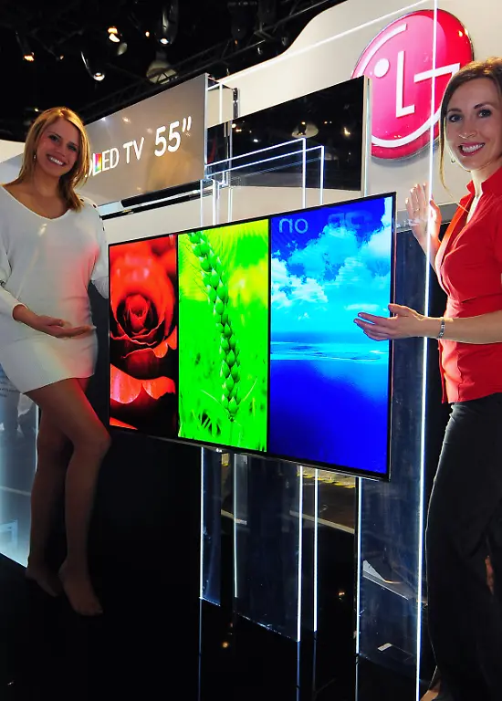 LG-2012CES-55-INCH-OLEDTV