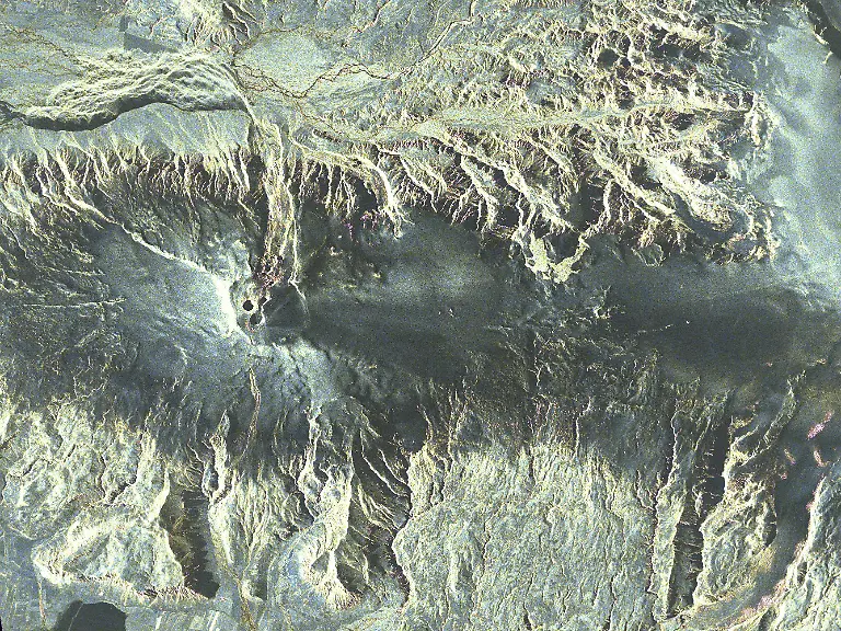 Vulkan-Ausschnitt-hires