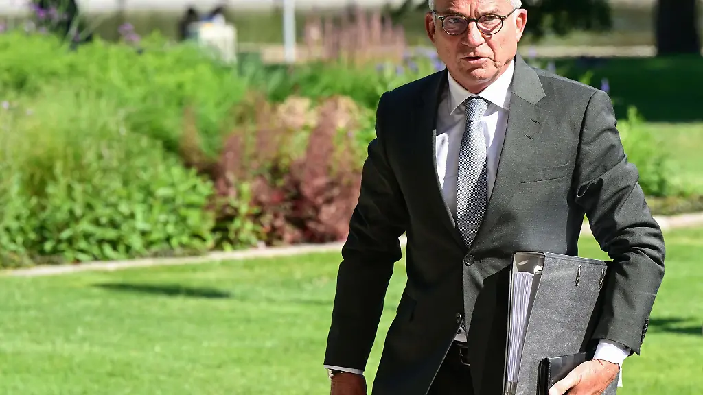 Thomas-Strobl-ist-dankbar-fuer-die-schnelle-Ergreifung