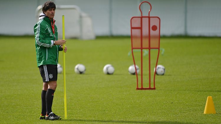 Joachim Löw hat einen Plan. Und der scheint zu funktionieren.