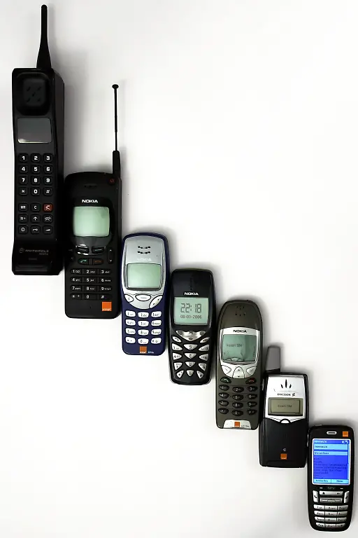 Mobile-phone-evolution