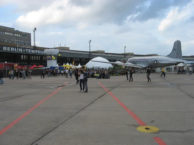 Tempelhof-Berlin-Festival-2012