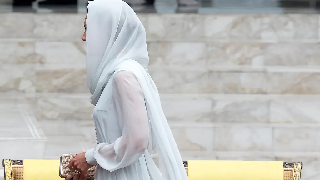 DAB1026-20120914-jpg6267352566424878679