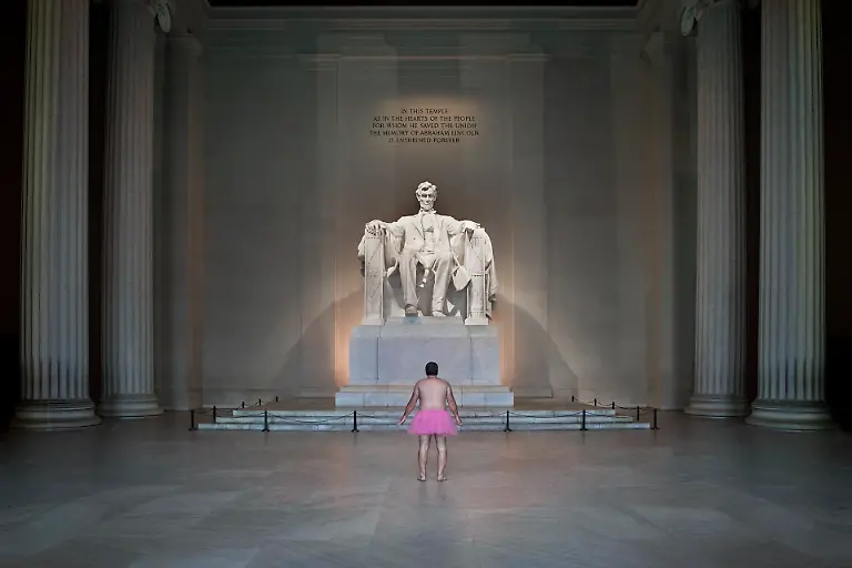 BobCarey-1920x1280-Lincoln-Memorial