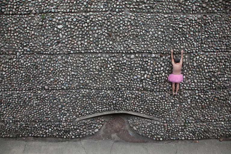 BobCarey-1920x1280-Stone-Wall