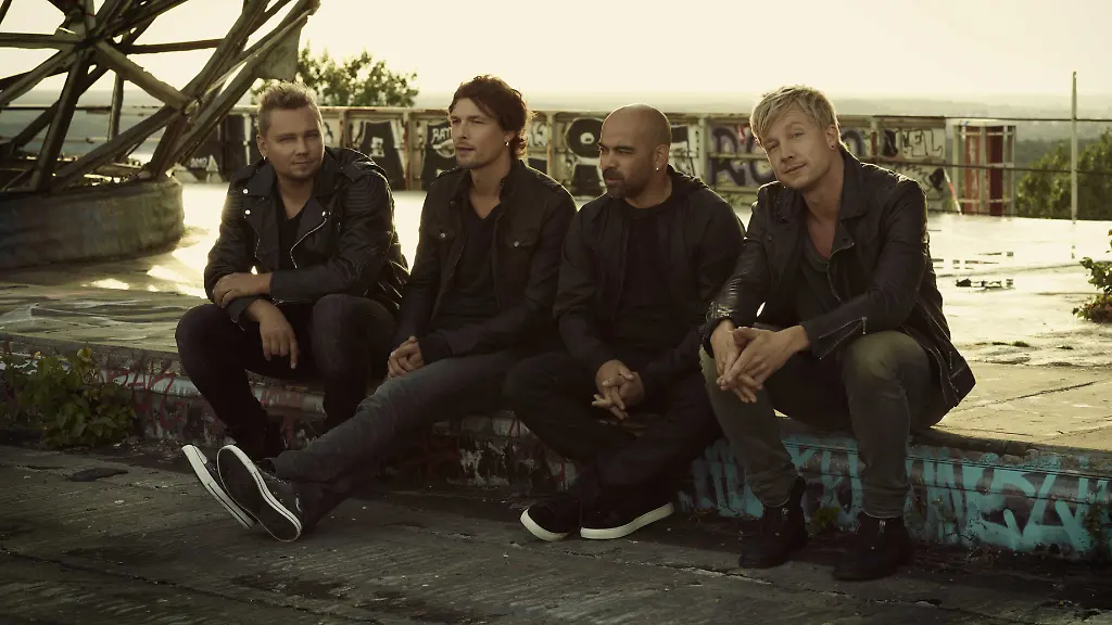 Sunrise-Avenue-Berlin-14-08-2013-DSC0600-klein