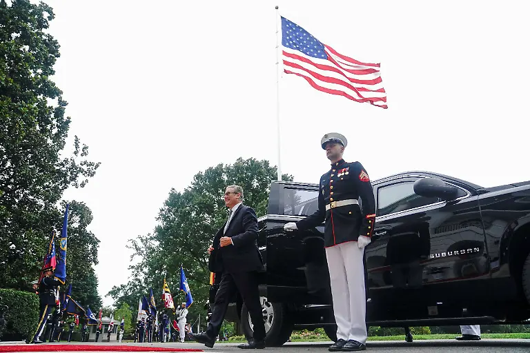 2025-08-18T162322Z-2090280925-RC2S9GAM8RRD-RTRMADP-3-UKRAINE-CRISIS-SUMMIT