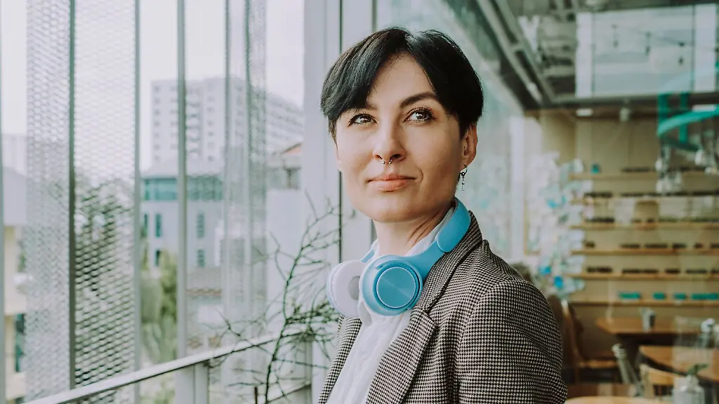 Sichtbare-Tattoos-Das-moechten-Arbeitgeber-bei-ihren-Beschaeftigten-mit-viel-Kundenkontakt-teils-nicht-sehen