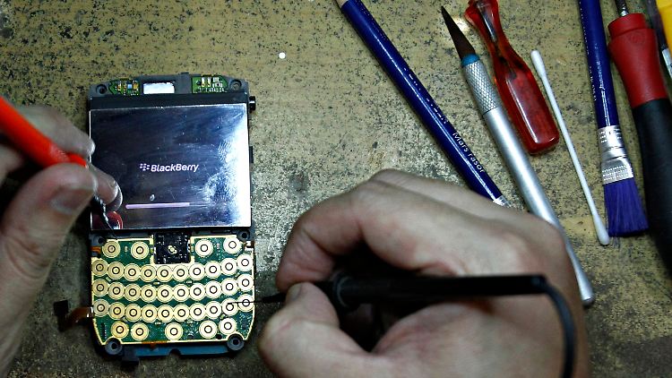Manch einer zweifelt daran, dass bei Blackberry-Hersteller RIM noch was zu retten ist.