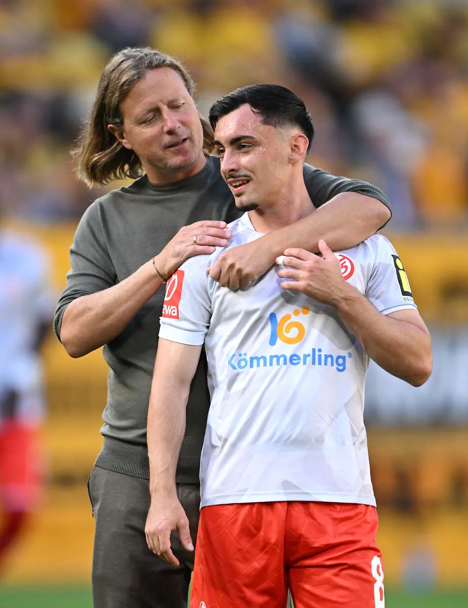 e83de651d3cc9408f289de82f380e5d6