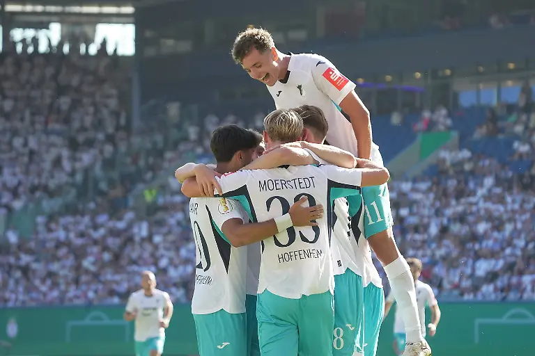 e6d015bbdb56e19218f2f2a9ca4cee1f