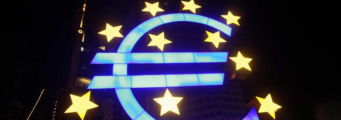 Verhandlungen bis fünf Uhr morgens: "Wir bekräftigen, dass es von ausschlaggebender Bedeutung ist, den Teufelskreis zwischen Banken und Staatsanleihen zu durchbrechen."