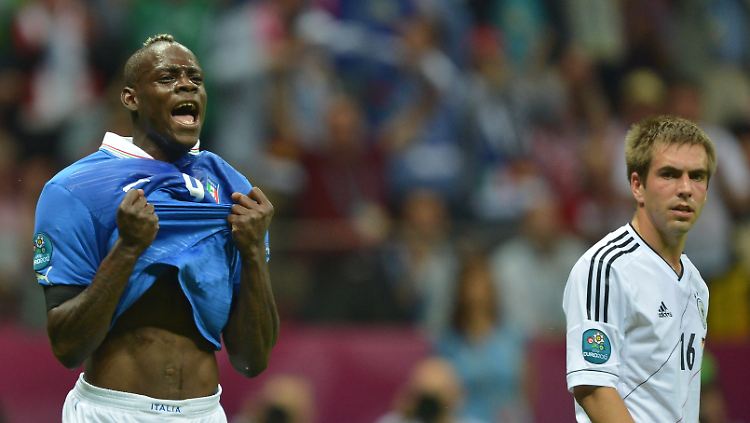 Balotelli, Lahm: Der Italiener hat sich durchgesetzt.